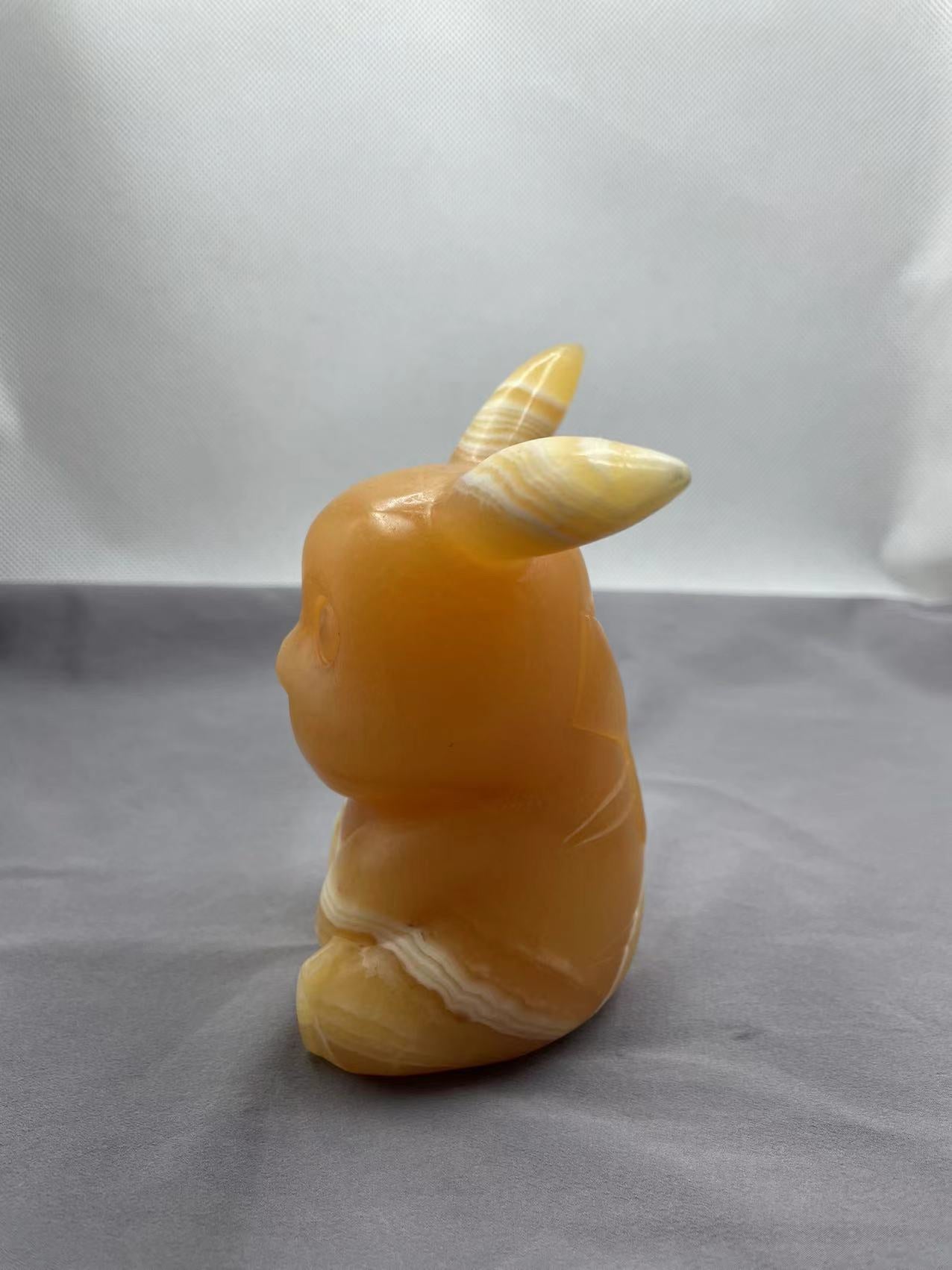 Yellow Calcite Pikachu HP6125